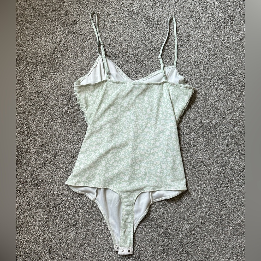 Le Lis Collection Rouched Bodysuit - Picture 8 of 11